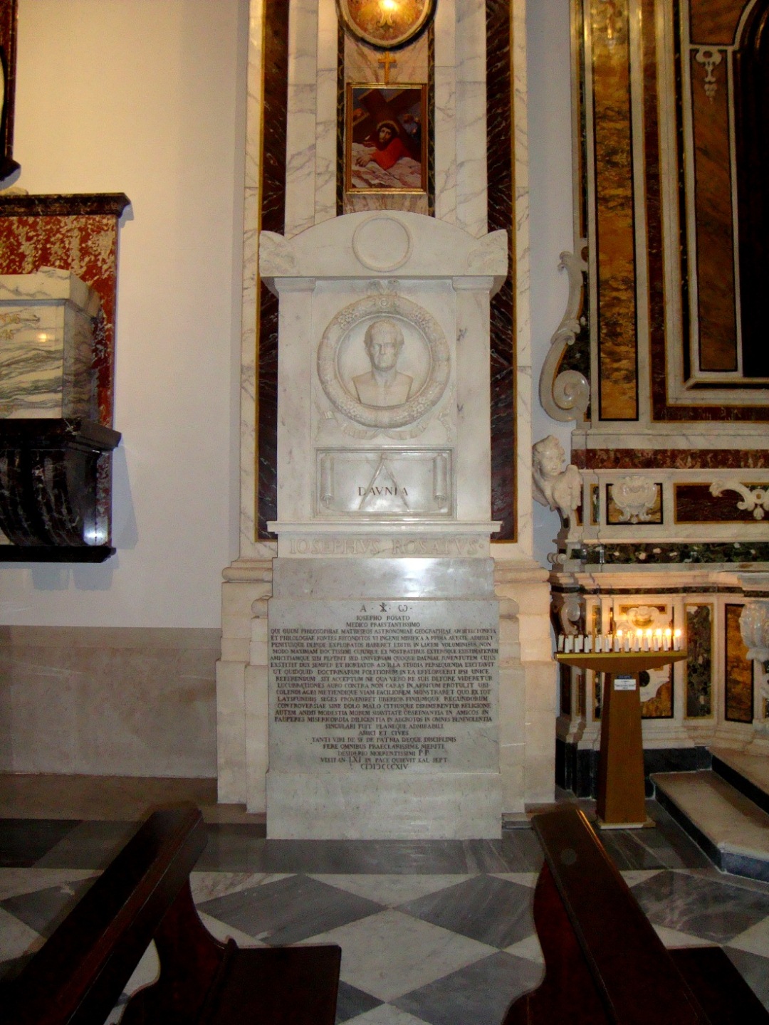 funeral monument in  the cathedral (2).JPG